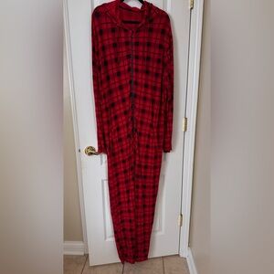 MeUndies Buffalo Plaid Hooded Onesie Unisex size L/XL